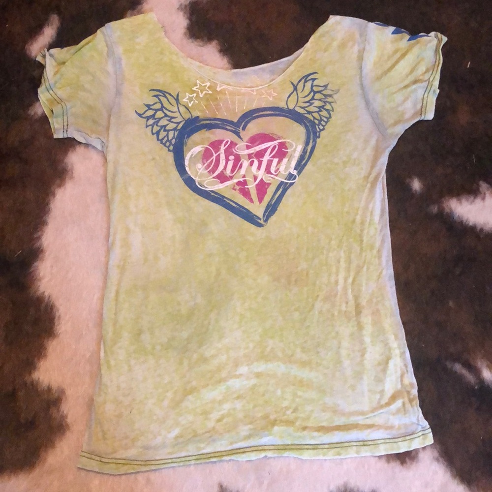 Sinful Buckle tshirt medium lime green sexy 💚